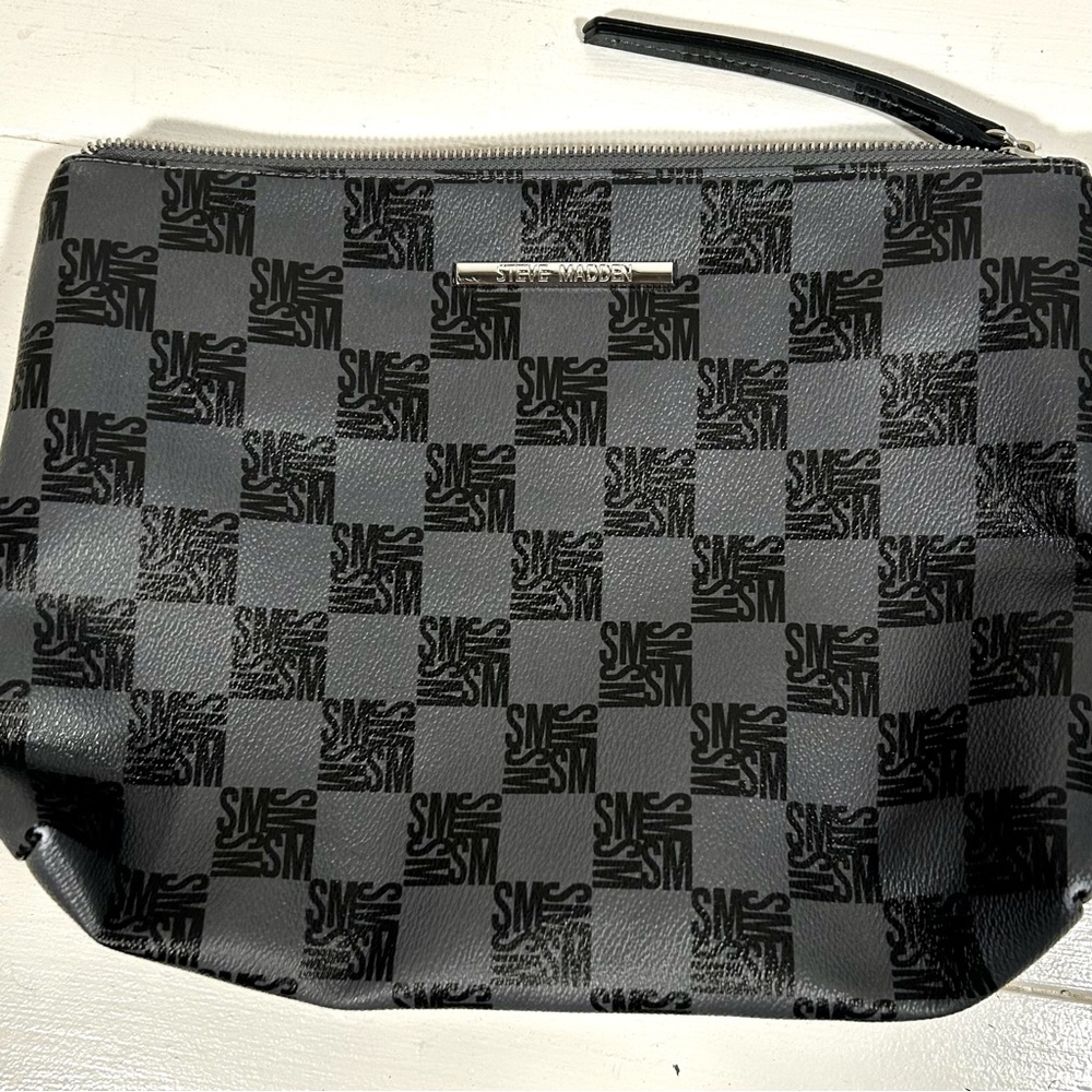 Steve Madden Black and Gray Clutch